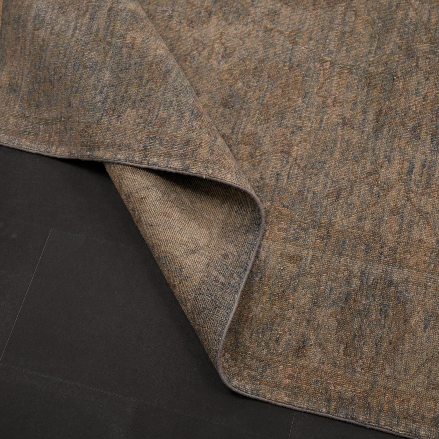 Ayan Series Handwoven Vintage Gray Wool Rug