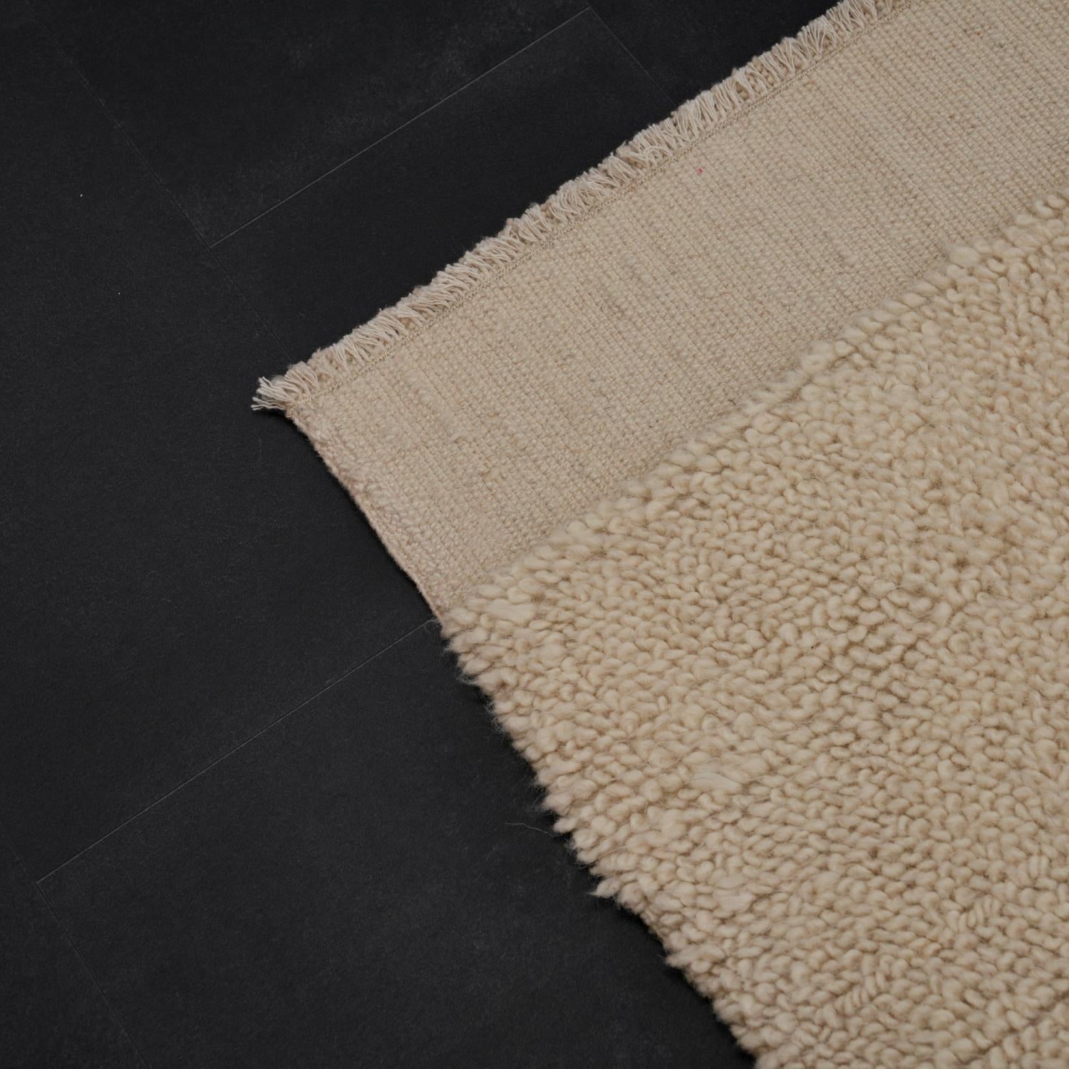 Bohem Serisi Krem Sade Desenli Yün Tezgah Dokuma Kilim