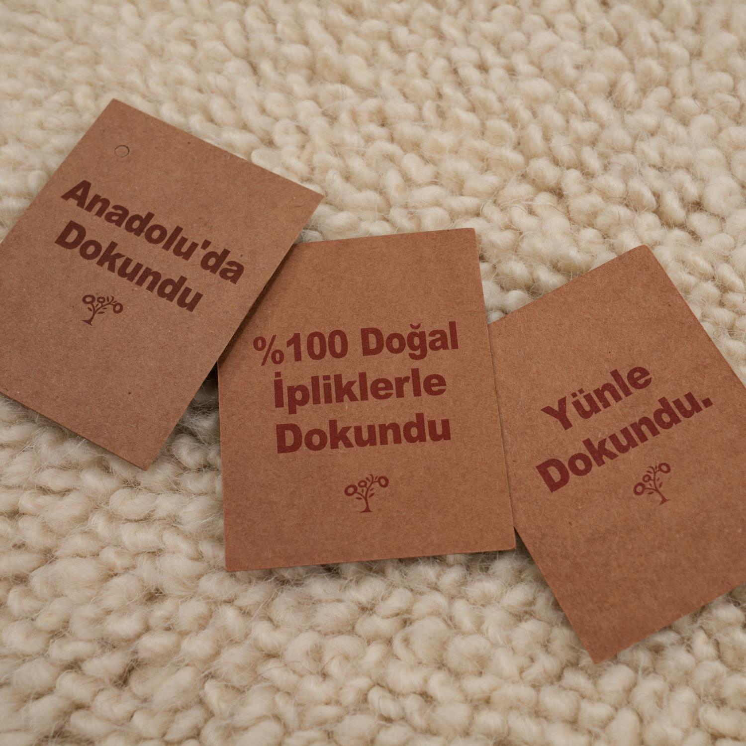 Bohem Serisi Krem Sade Desenli Yün Tezgah Dokuma Kilim