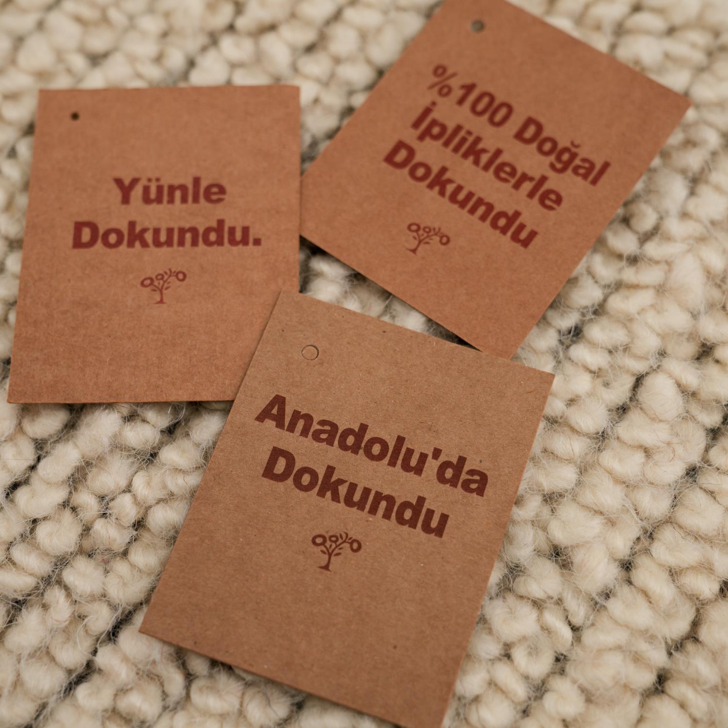 Bohem Serisi Sade Desenli Krem Yün Tezgah Dokuma Kilim
