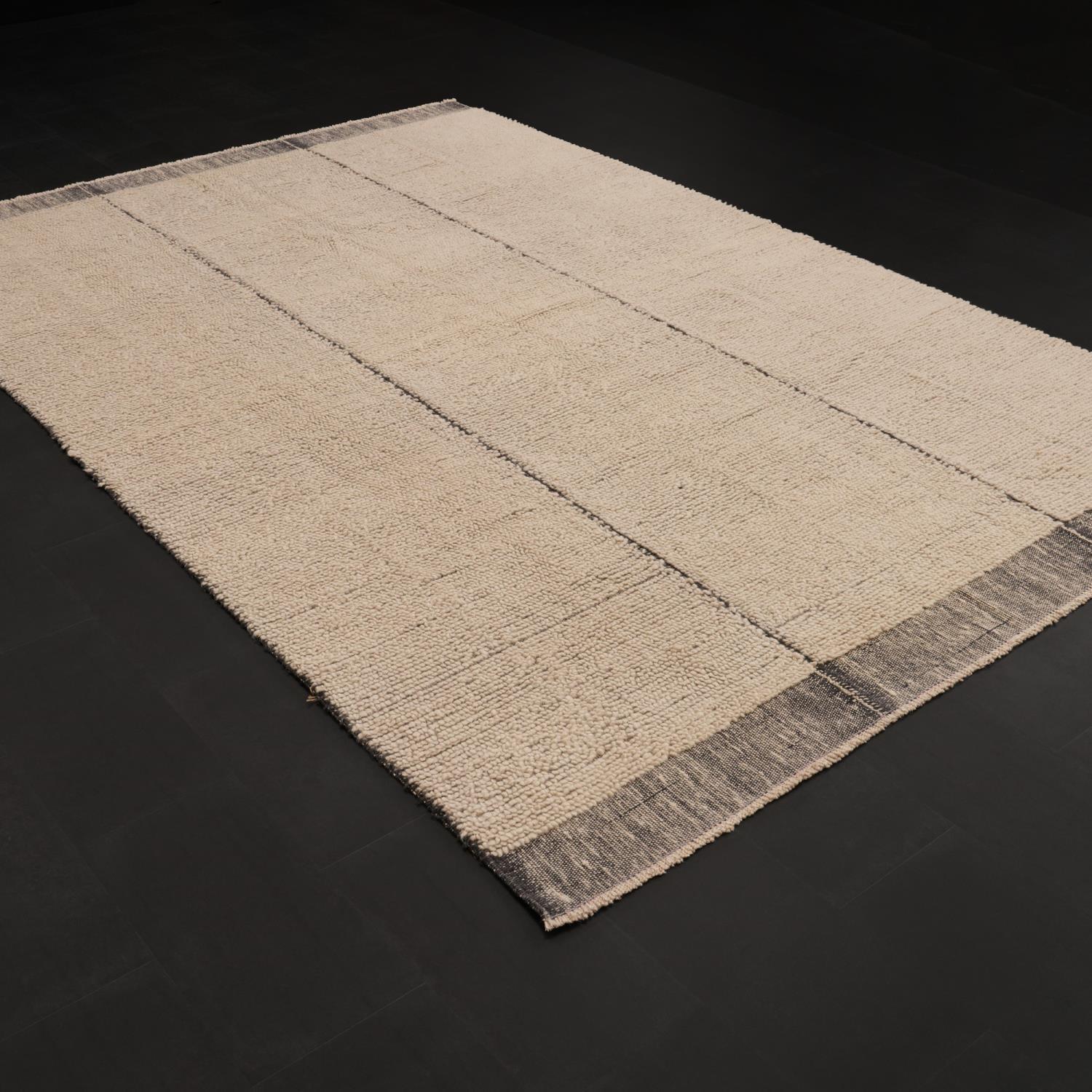 Bohemian Series Plain Pattern Cream Wool Handwoven Kilim