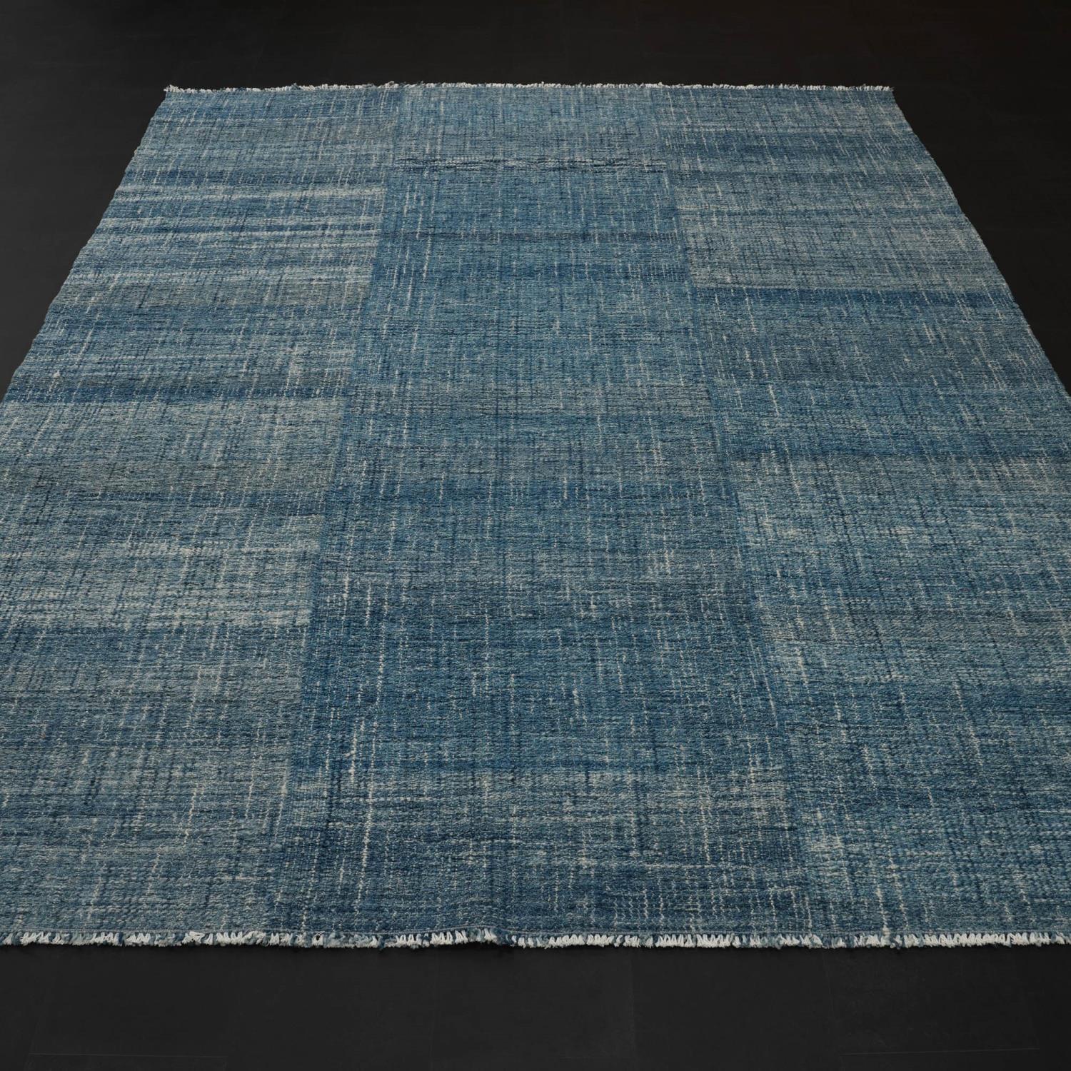 Bohem Serisi Sade Desenli Mavi Yün Tezgah Dokuma Kilim