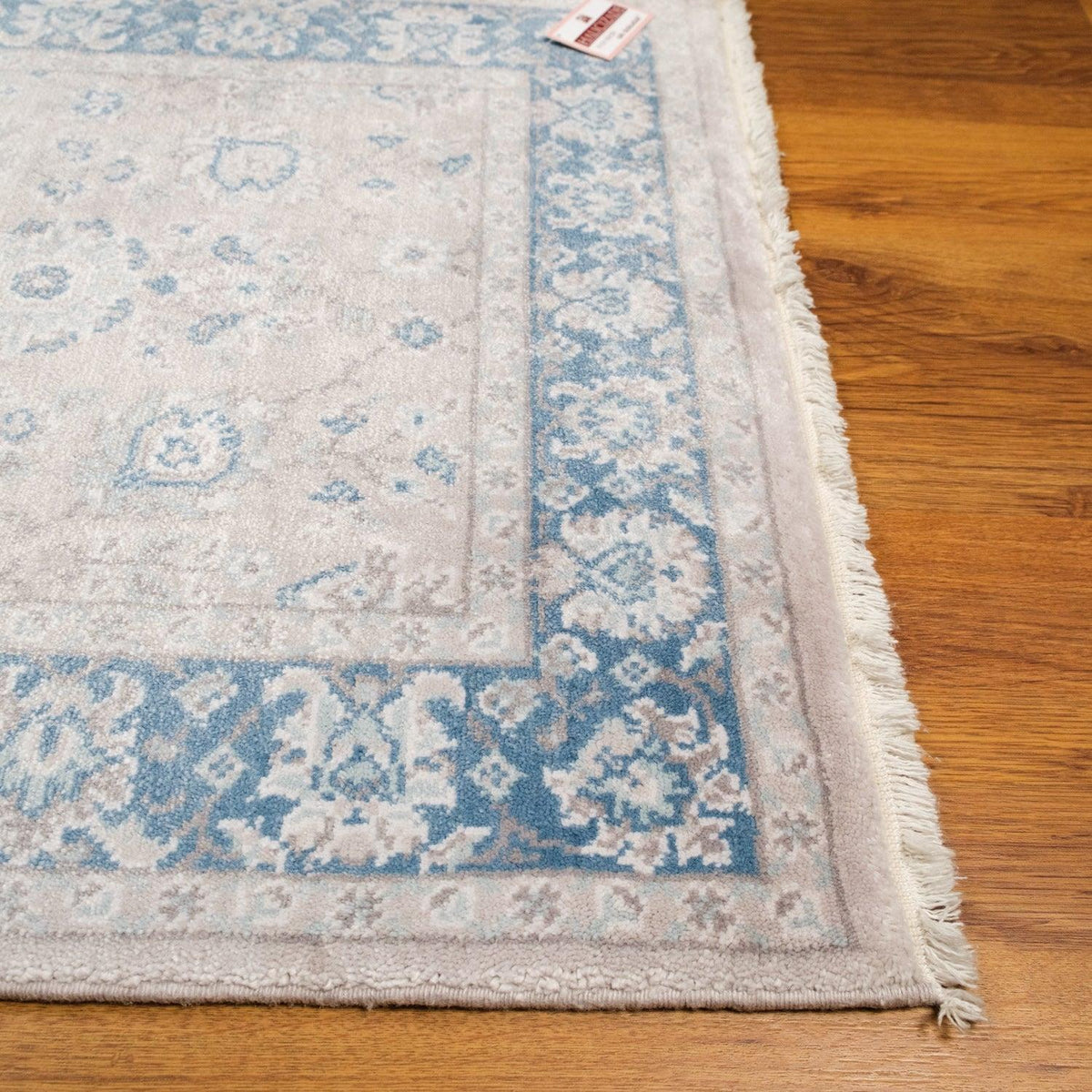 Frame Patterned Machine Woven Carpet