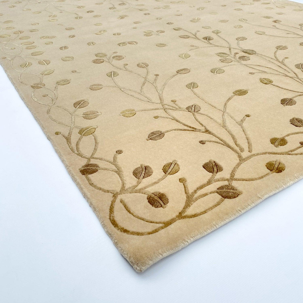 Hand Woven Carpet with Floral Pattern
