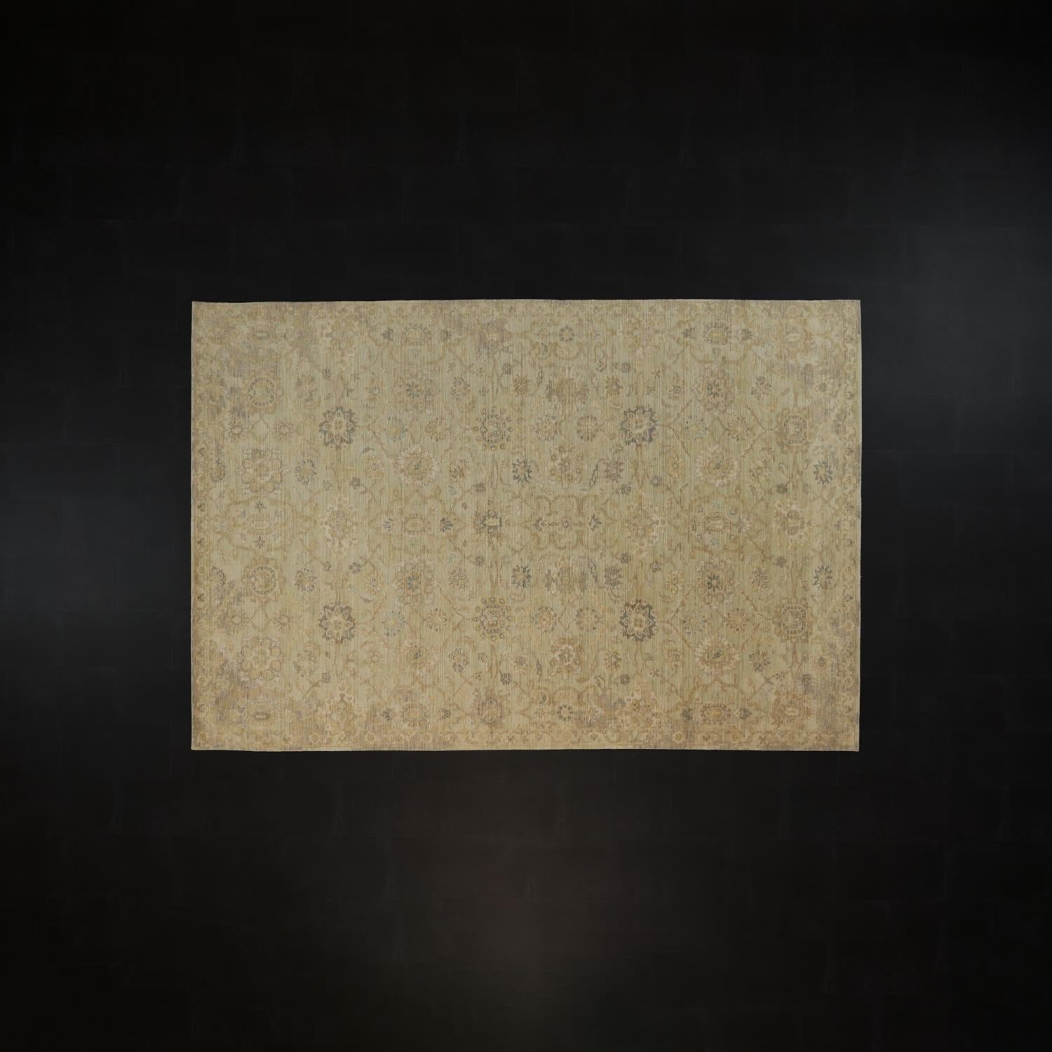 Çiçek Desenli Yün Krem Tezgah Dokuma Halı