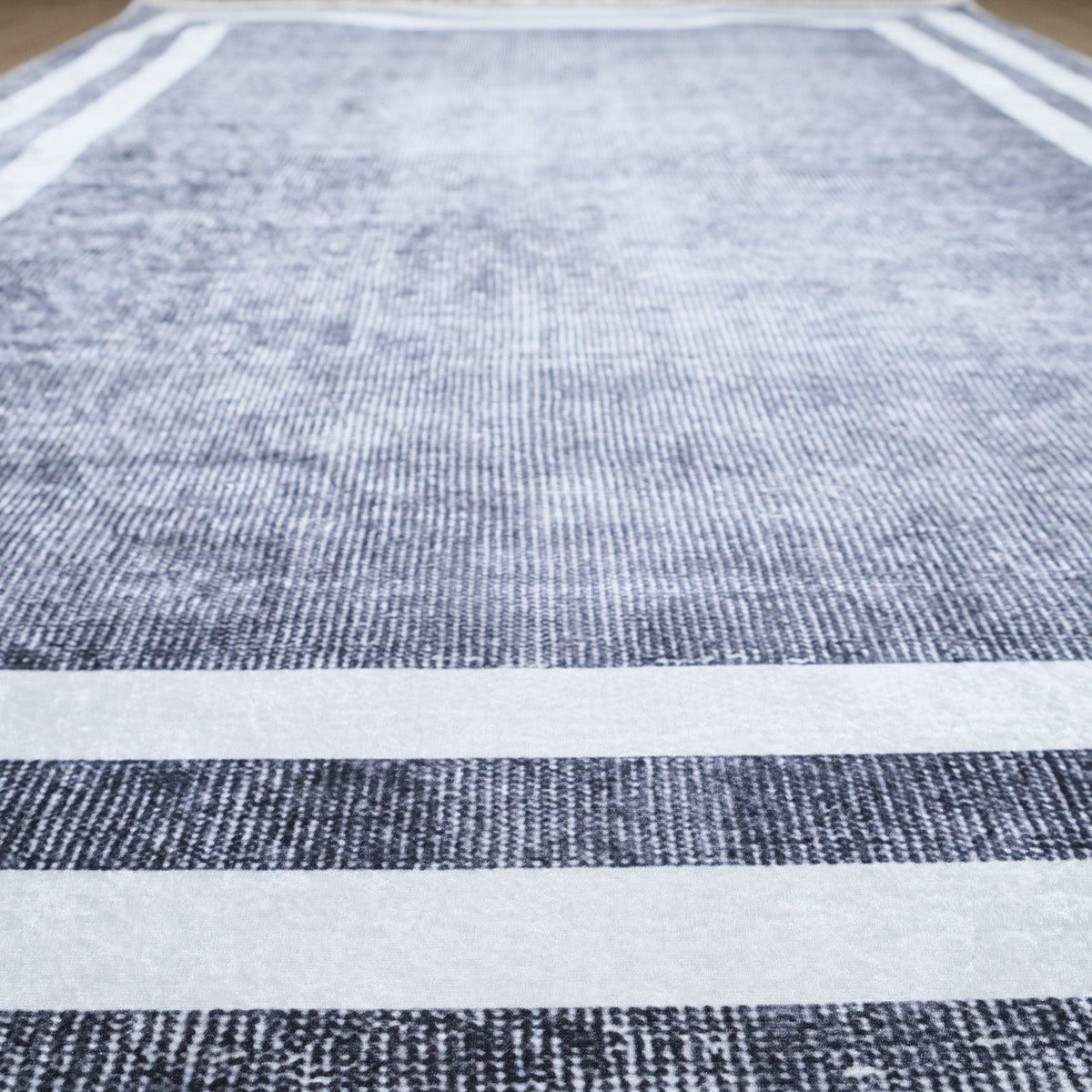 Doğuş Carpet Frame Patterned Digital Printing Carpet