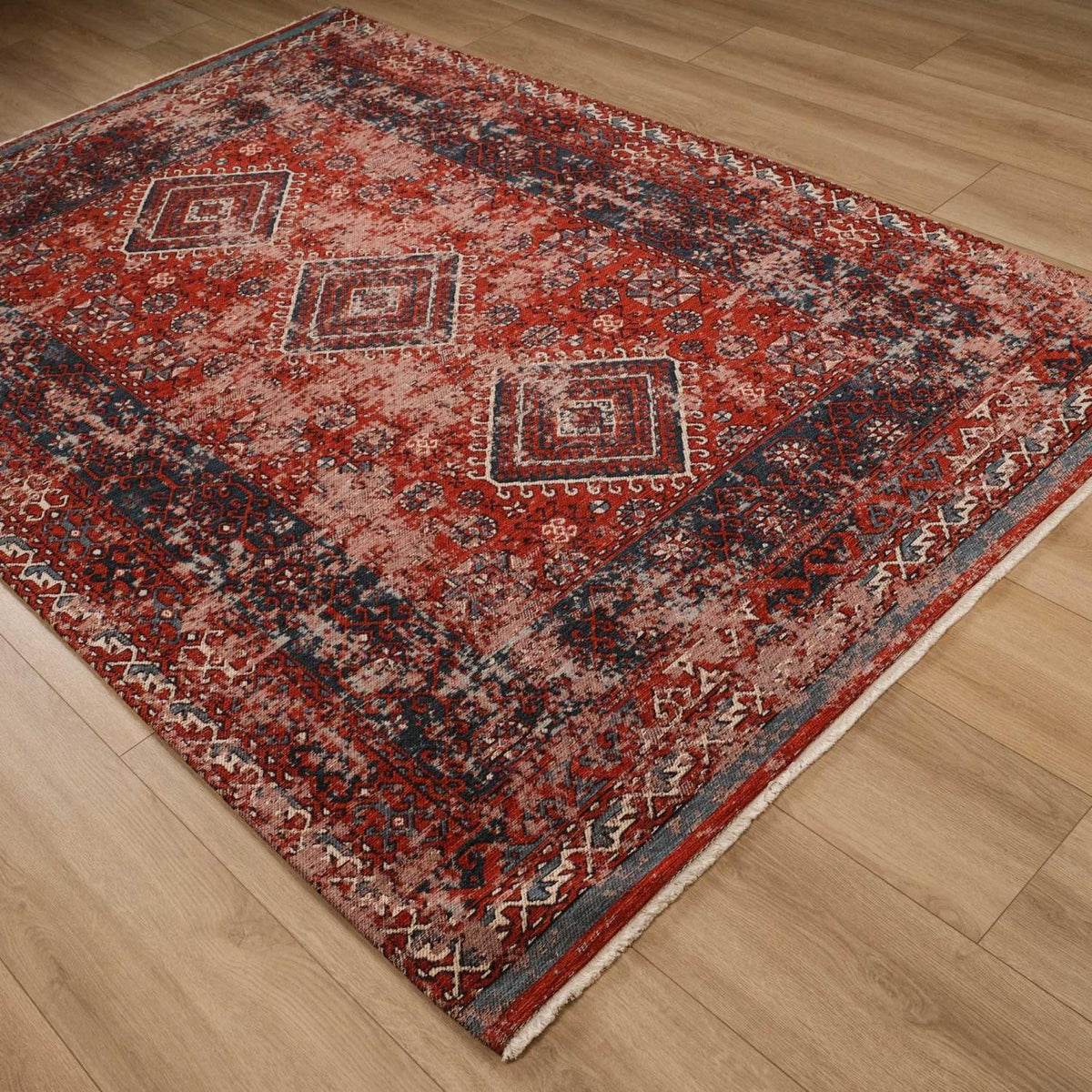 Red Vintage-Pattern Machine-Woven Acrylic Kilim, Kehribar Series, 80x150 – 200x300 cm — Halıcızade