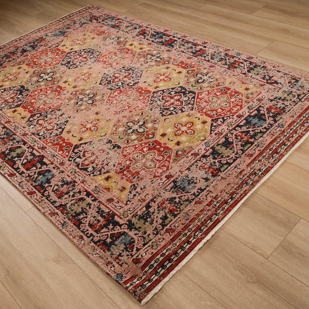 Kehribar Makine Dokuma Vintage Desenli Rengarenk Akrilik Kilim, 80x150 – 200x300 cm — Halıcızade