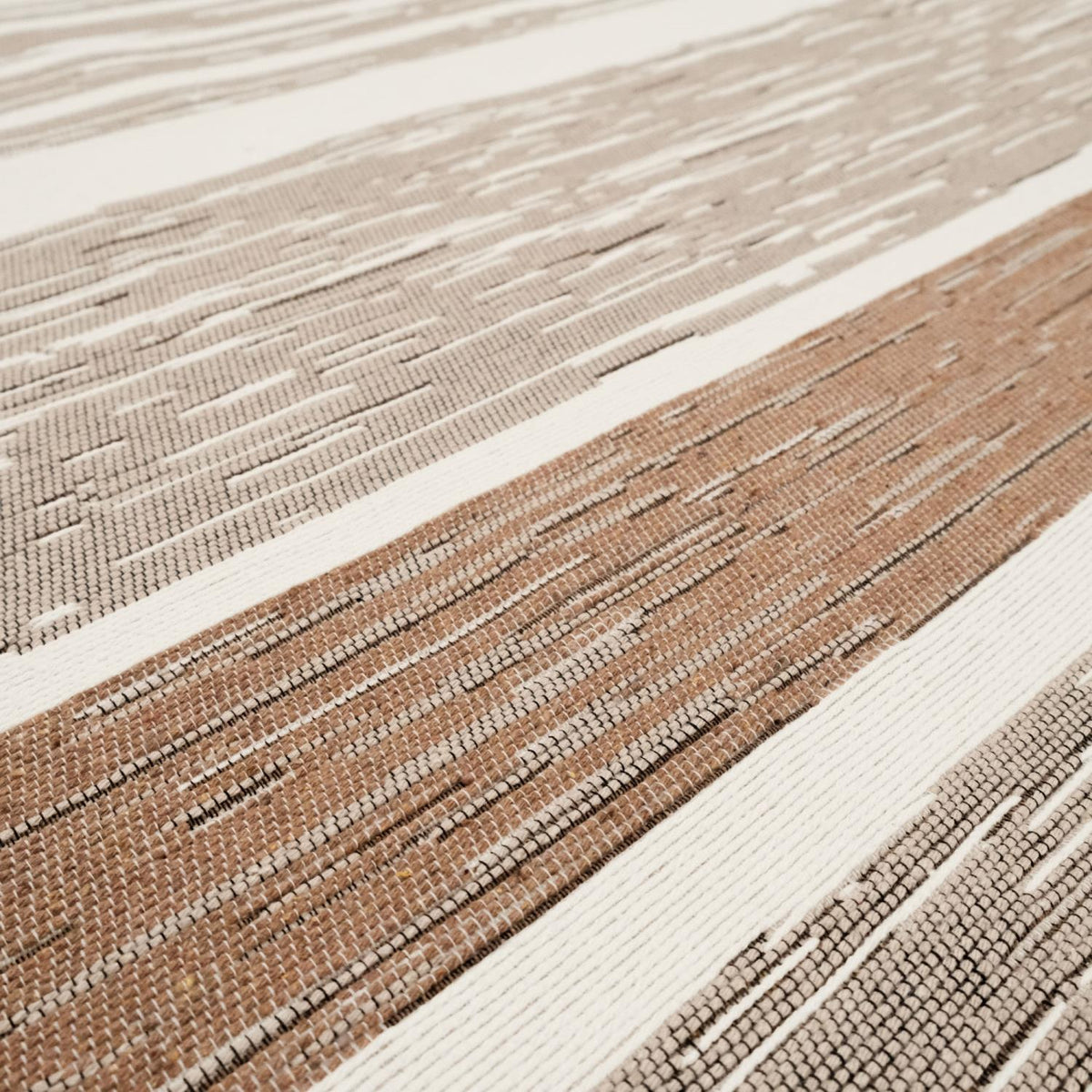 Kehribar Serisi Makine Dokuma Çizgi Desenli Krem Kilim — antre halısı