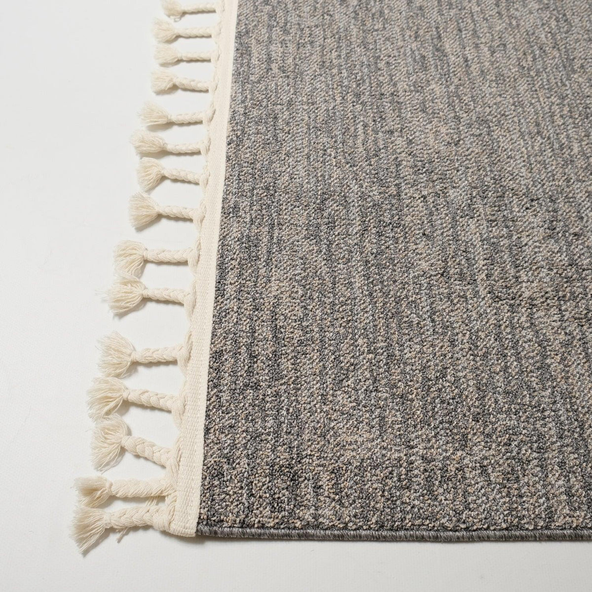 Etna Series Plain Patterned Machine Woven Carpet