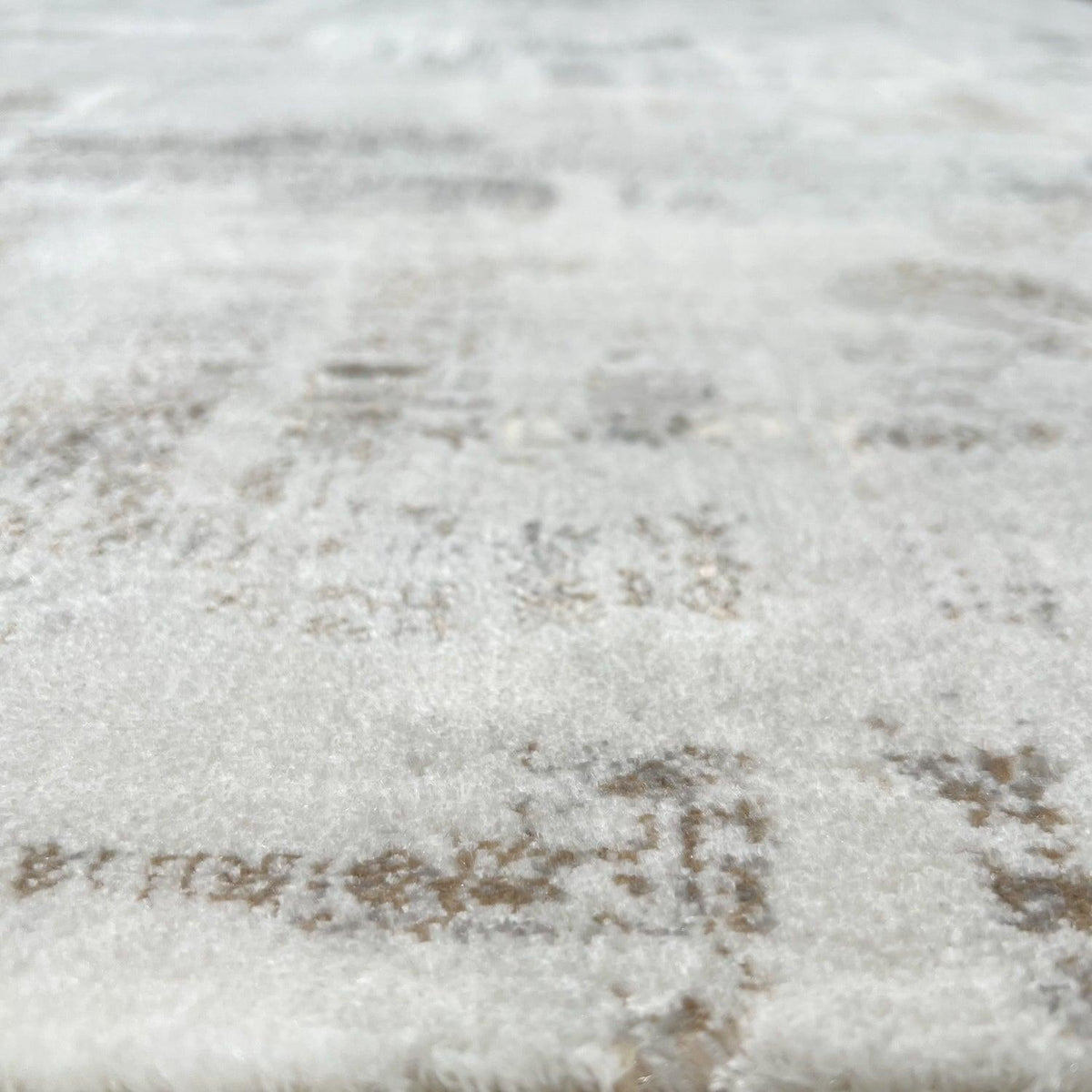 Lagos Series Abstract Patterned Machine Woven Carpet