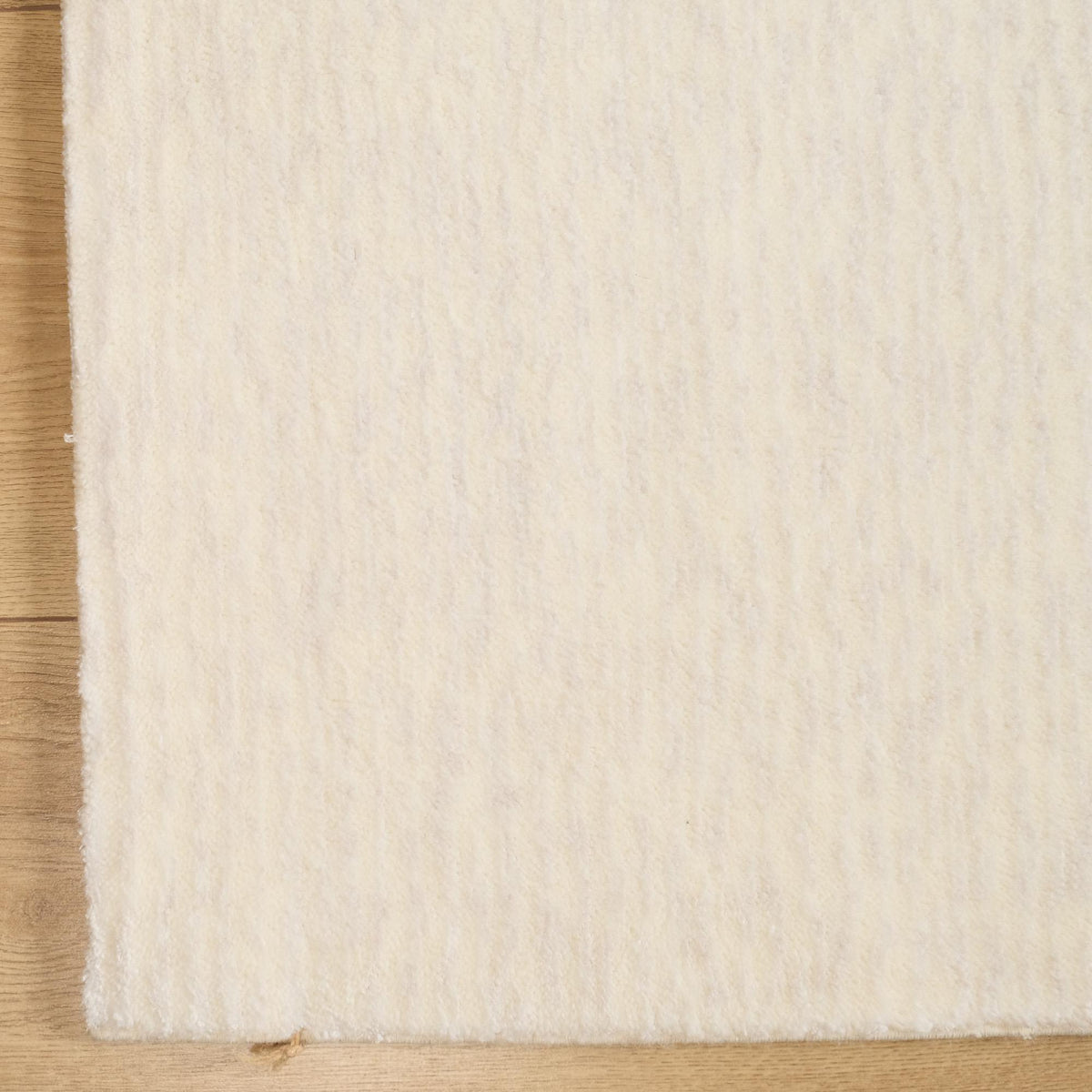Eco Carpet Majesty Simple Patterned Machine Woven Carpet