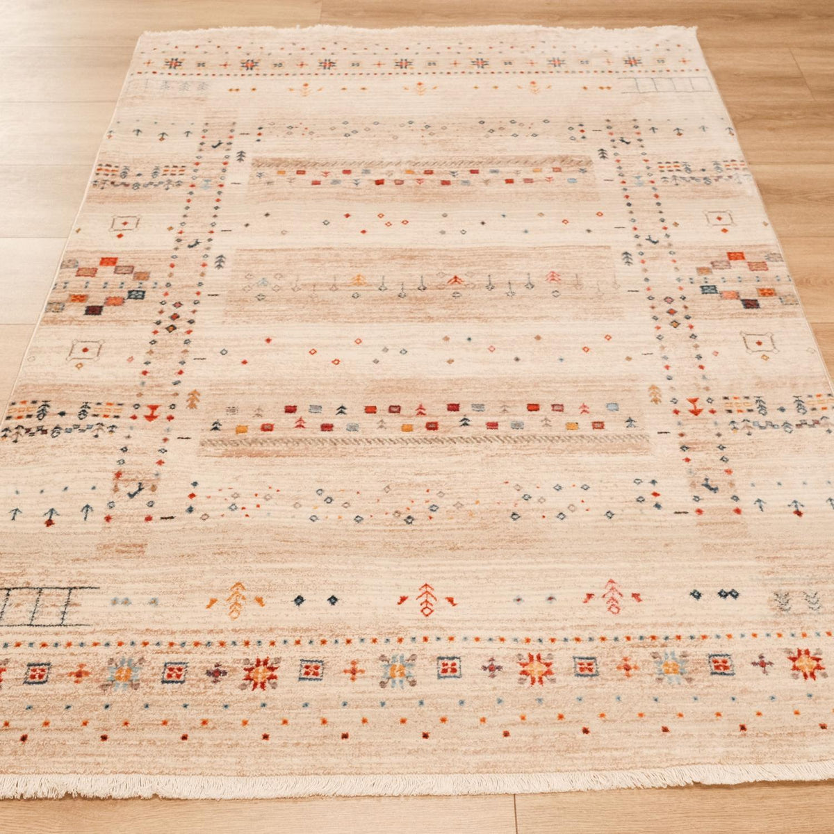 Pietra Serisi Anadolu Desenli Makine Dokuma Halı — 120x180, 160x230 cm