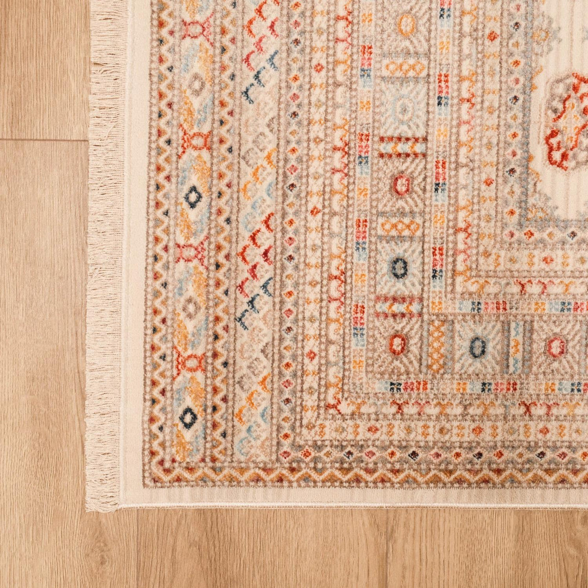 Pietra Series Turkmen Patterned Machine Woven Carpet