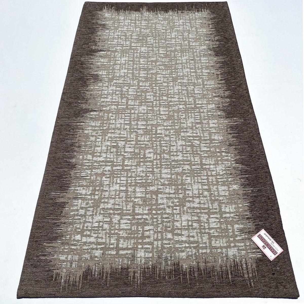 Eco Carpet Smart Frame Patterned Machine Woven Carpet
