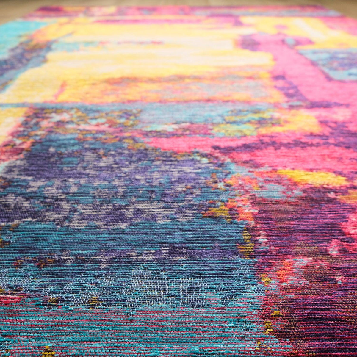 Eco Carpet Smart Abstract Patterned Machine Woven Carpet