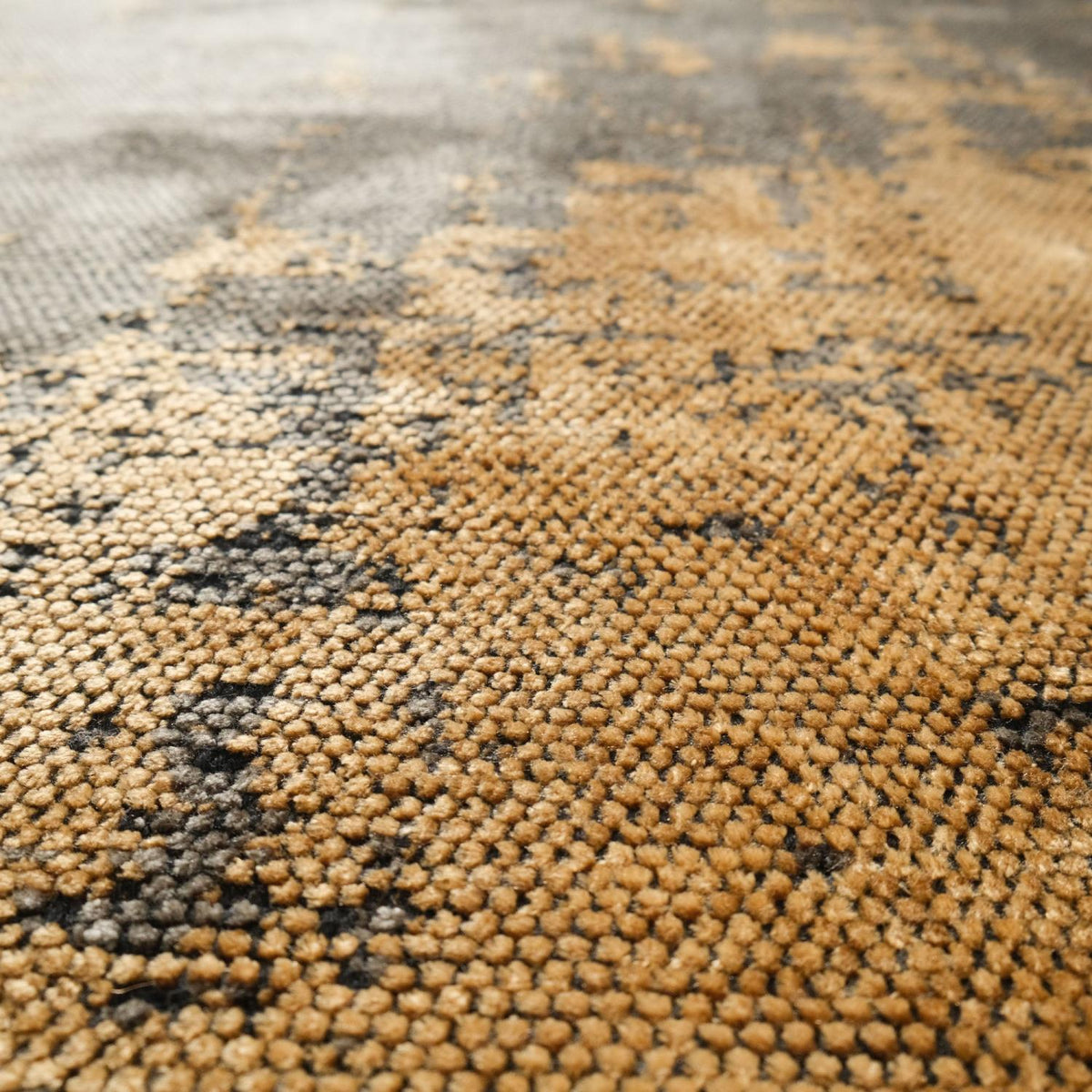 Eco Carpet Tribal Abstract Patterned Machine Woven Carpet