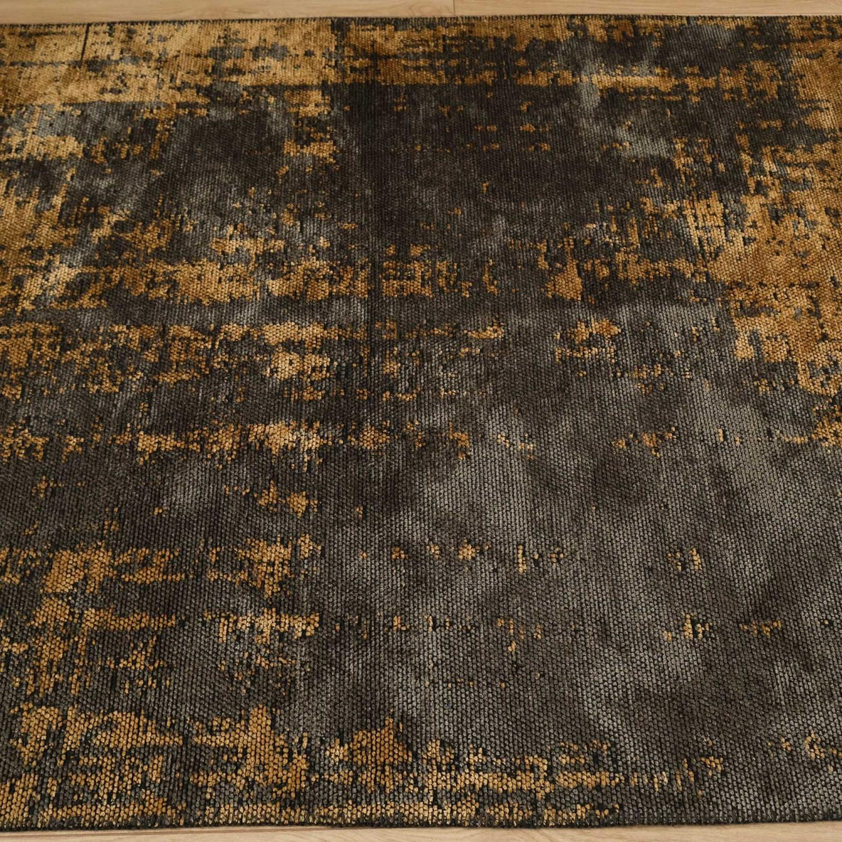 Eco Carpet Tribal Abstract Patterned Machine Woven Carpet