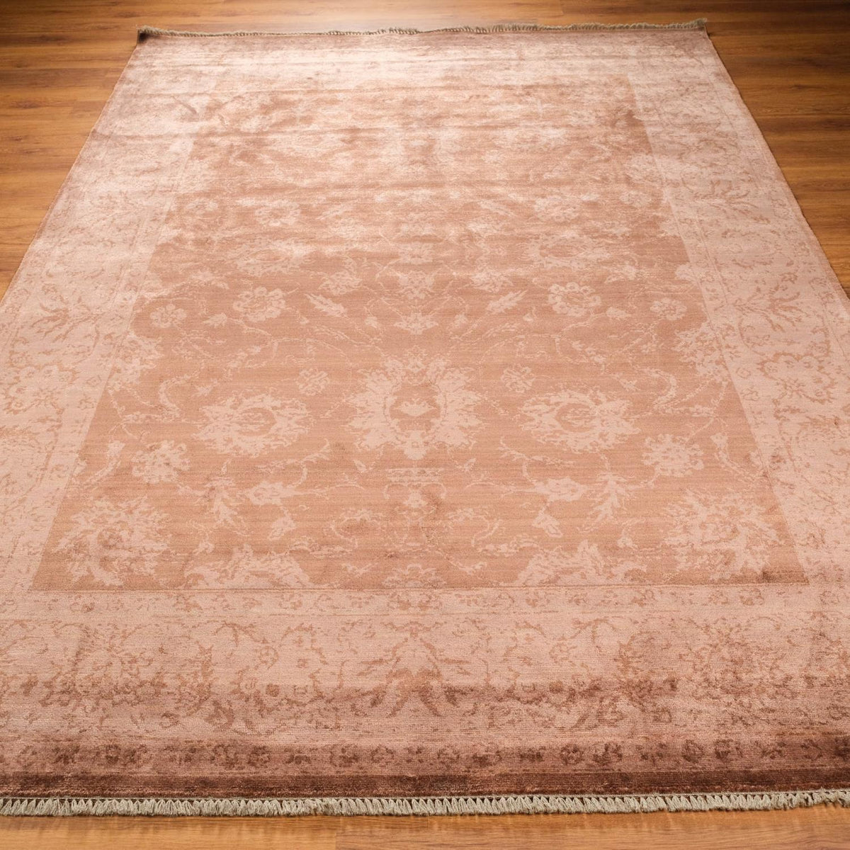 Lugano Serisi Makine Dokuma Uşak Desenli Kahverengi Halı — 130x190, 160x230, 200x290 cm