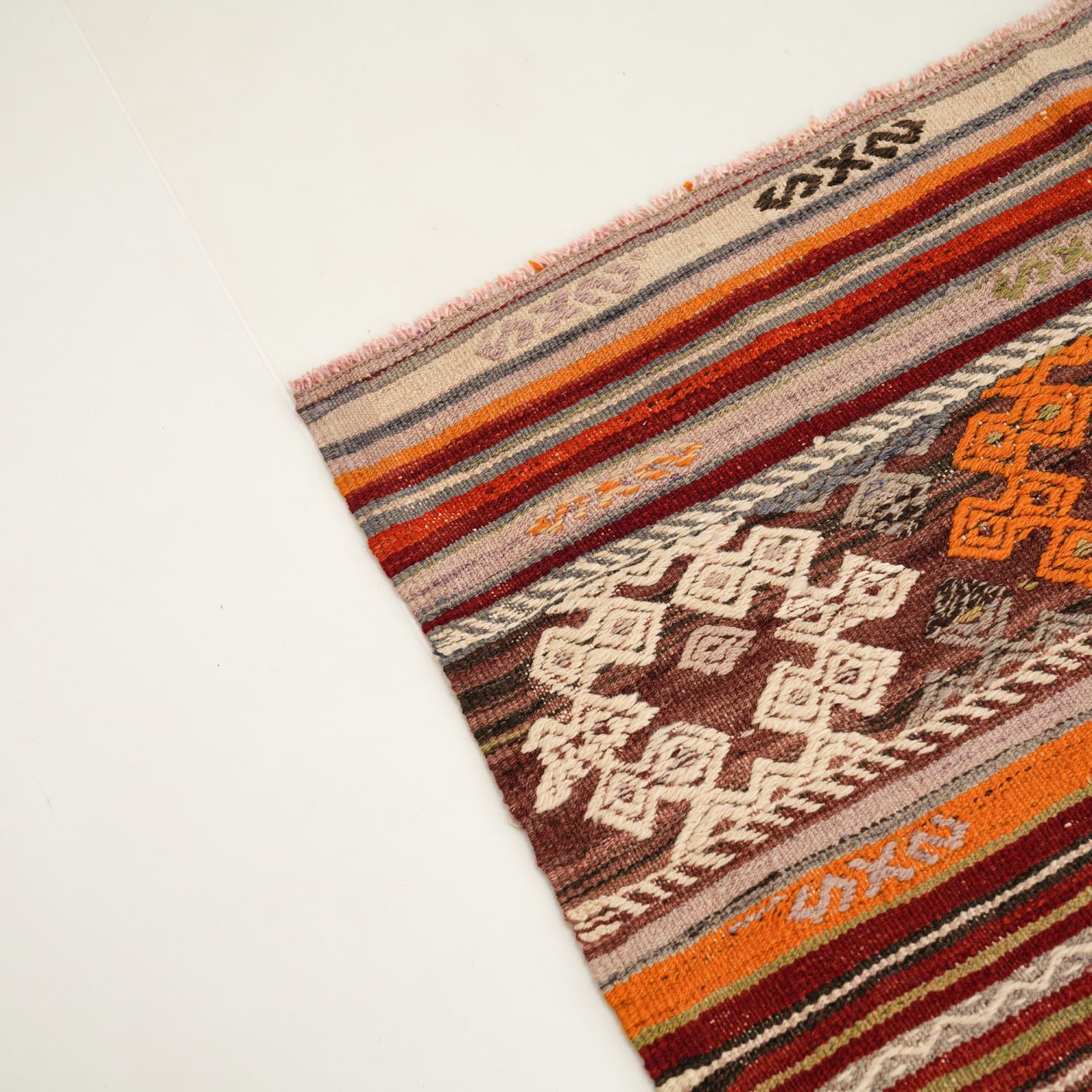 El Dokuma Anadolu Desenli Sandık Eskisi Rengarenk Yün Cicim Kilim