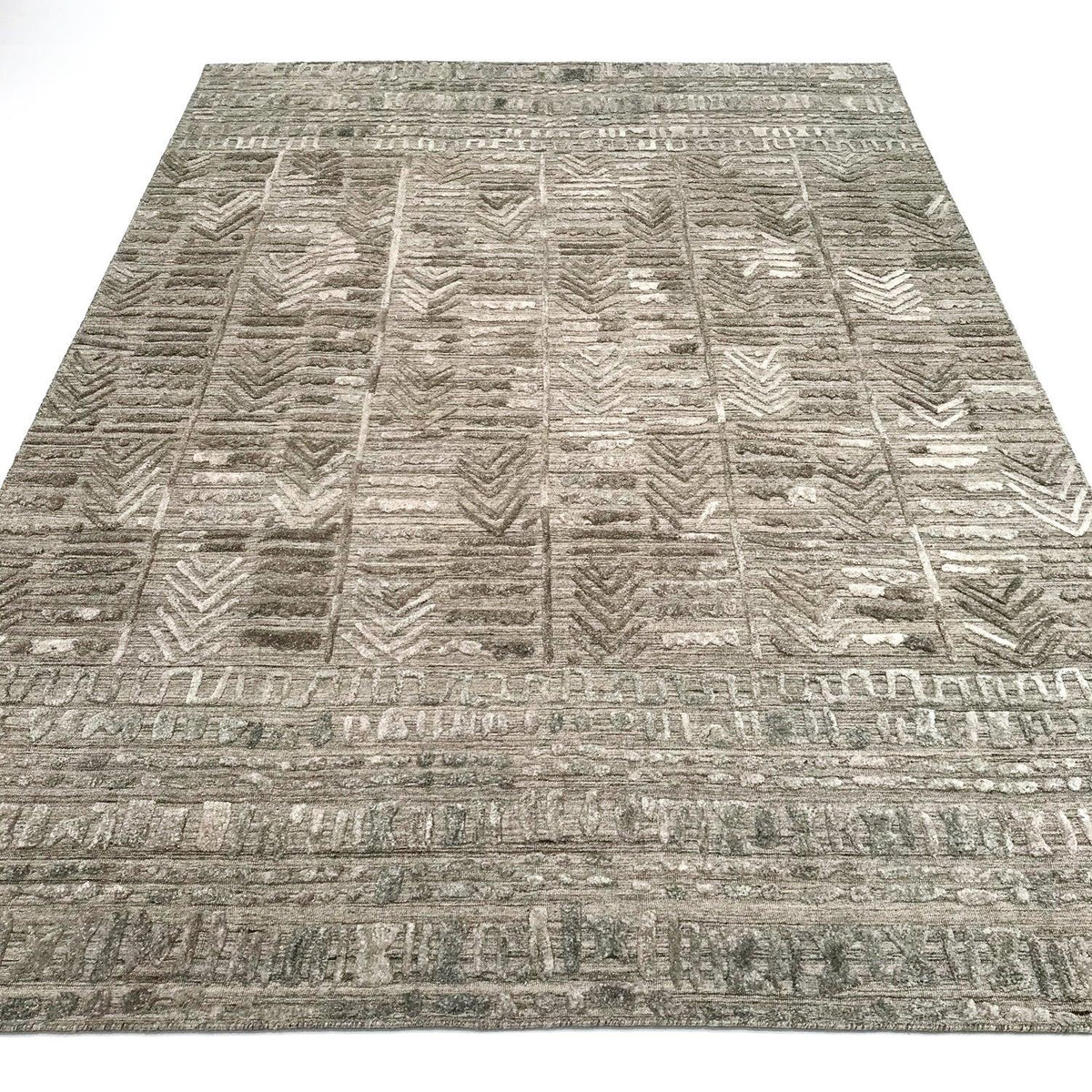 Geometrik Desenli El Dokuma Halı — 200x300 cm