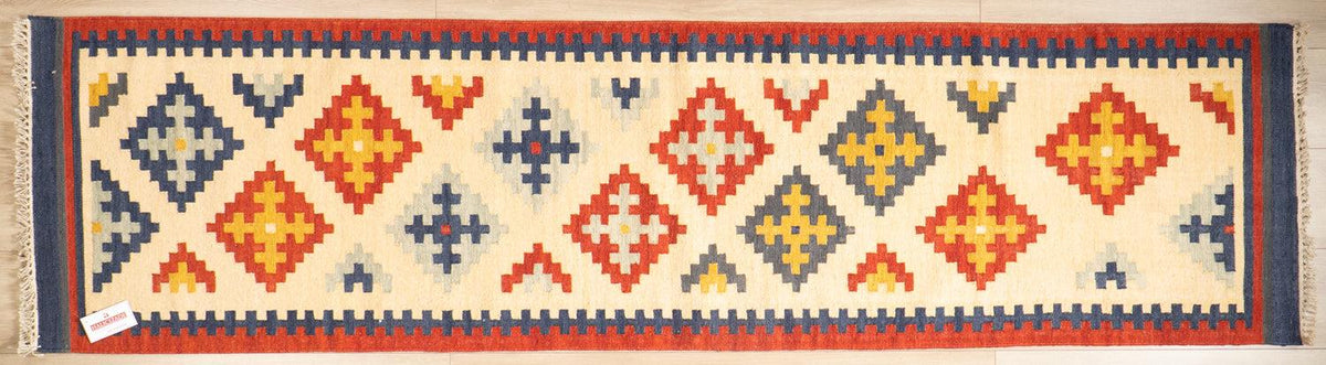 Geometrik Desenli El Dokuma Kilim — pamuk