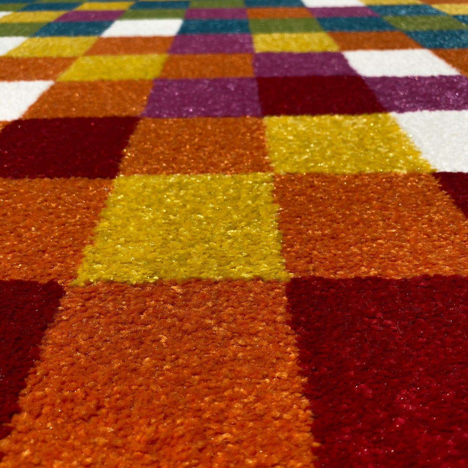 Geometrik Desenli Makine Dokuma Halı