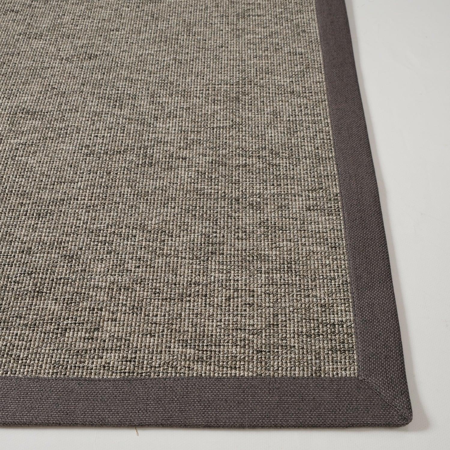 Plain Patterned Machine Woven Carpet