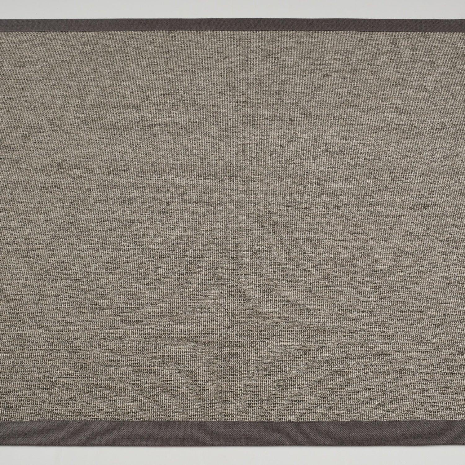 Plain Patterned Machine Woven Carpet