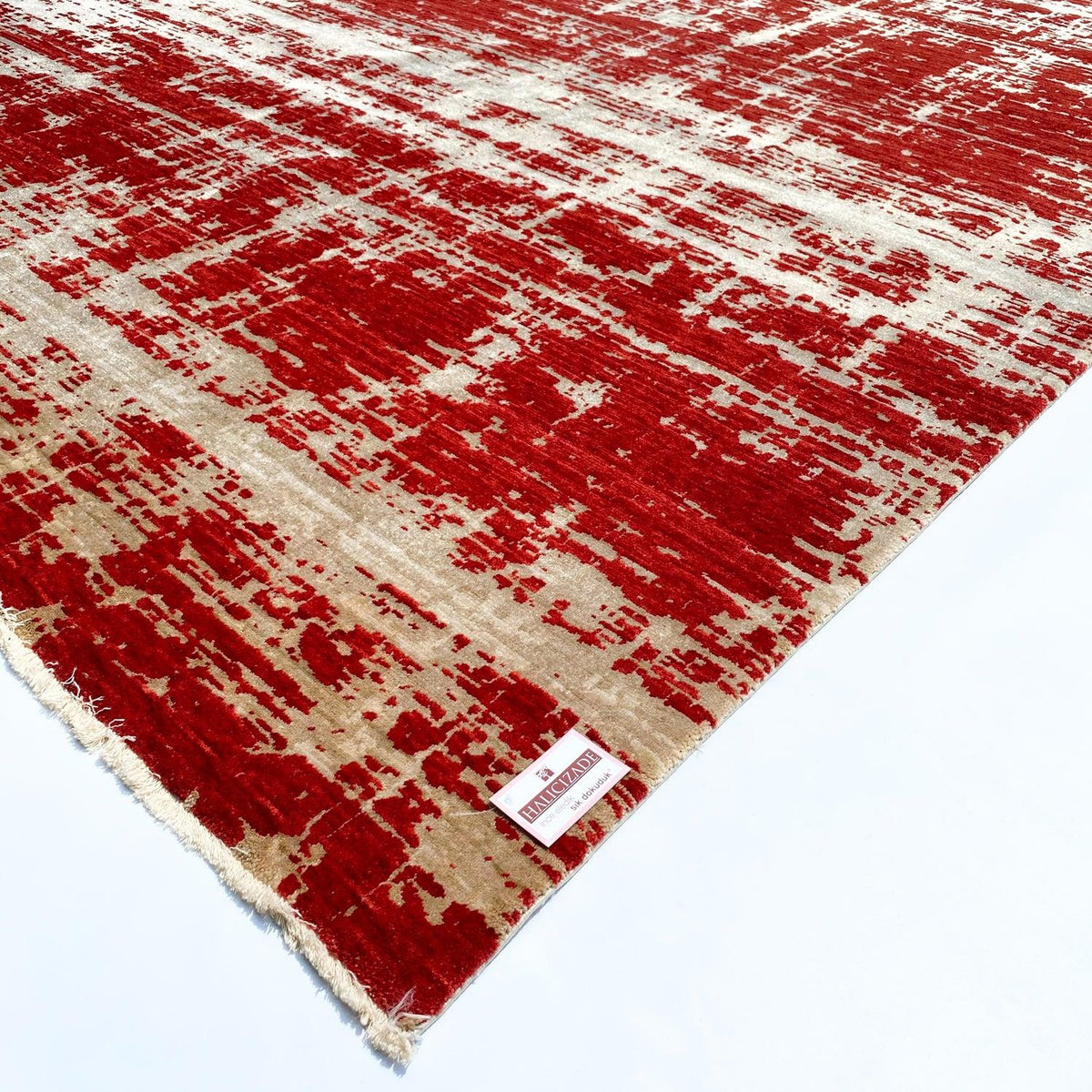 Heritage Series Abstract Patterned Machine Woven Carpet
