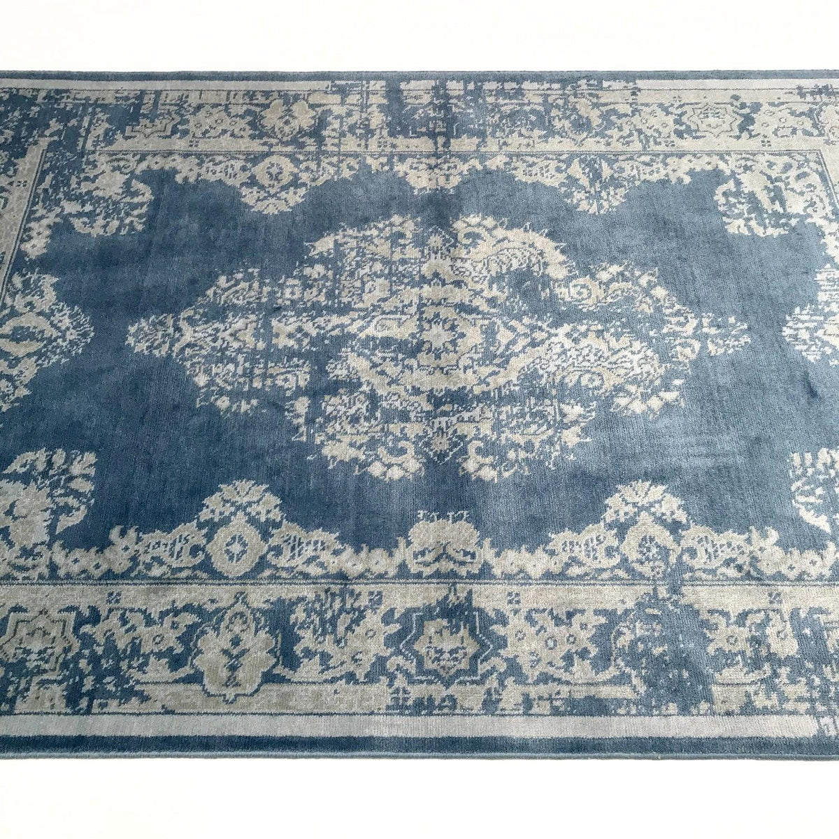 Vintage Patterned Machine Woven Carpet