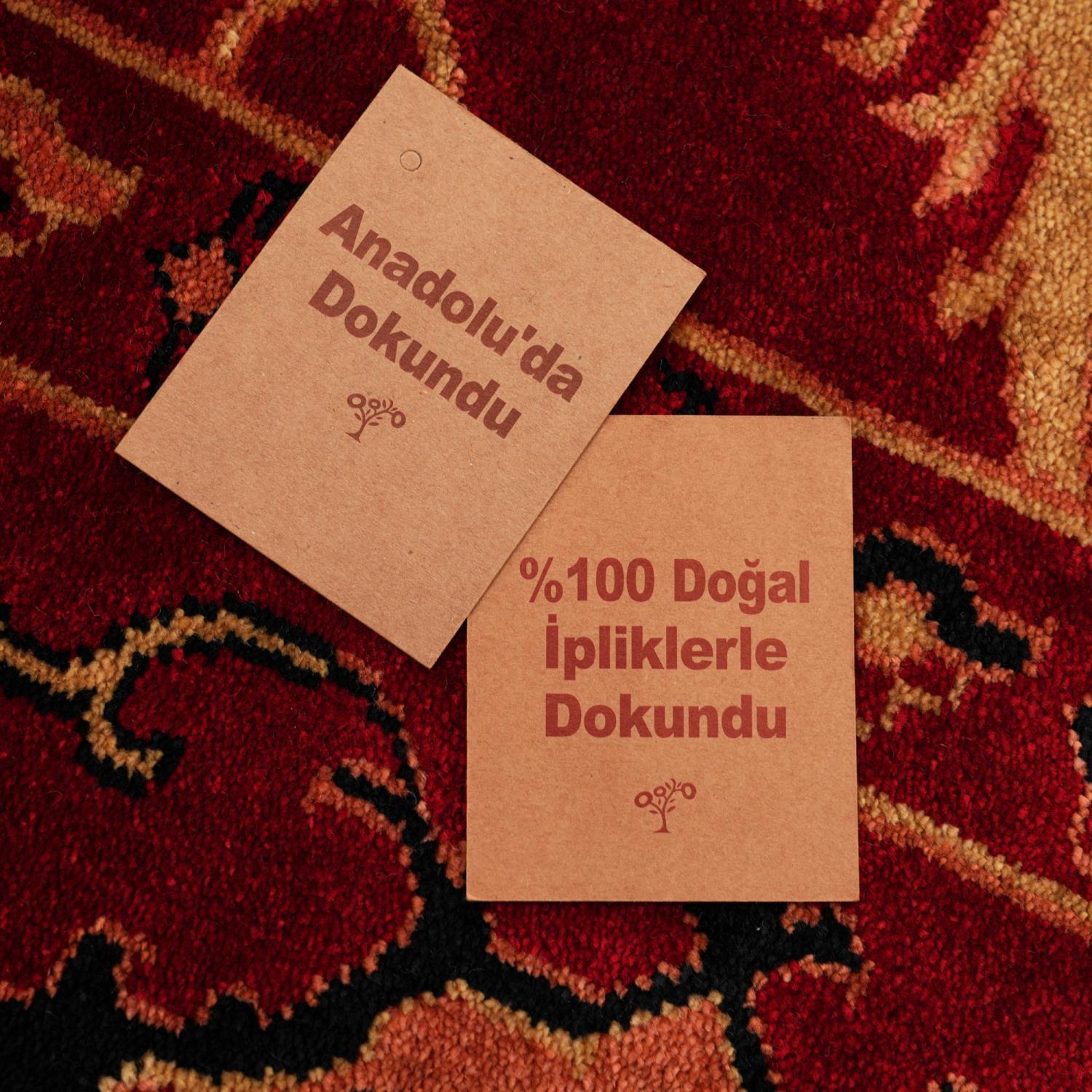 Zade Serisi Uşak Desenli Kırmızı Doğal Tezgah Dokuma Halı
