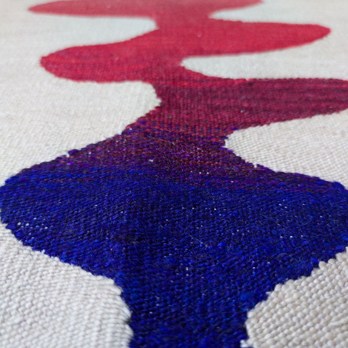 Studio Potato Inner Reflection El Dokuması Kilim — doğal elyaf