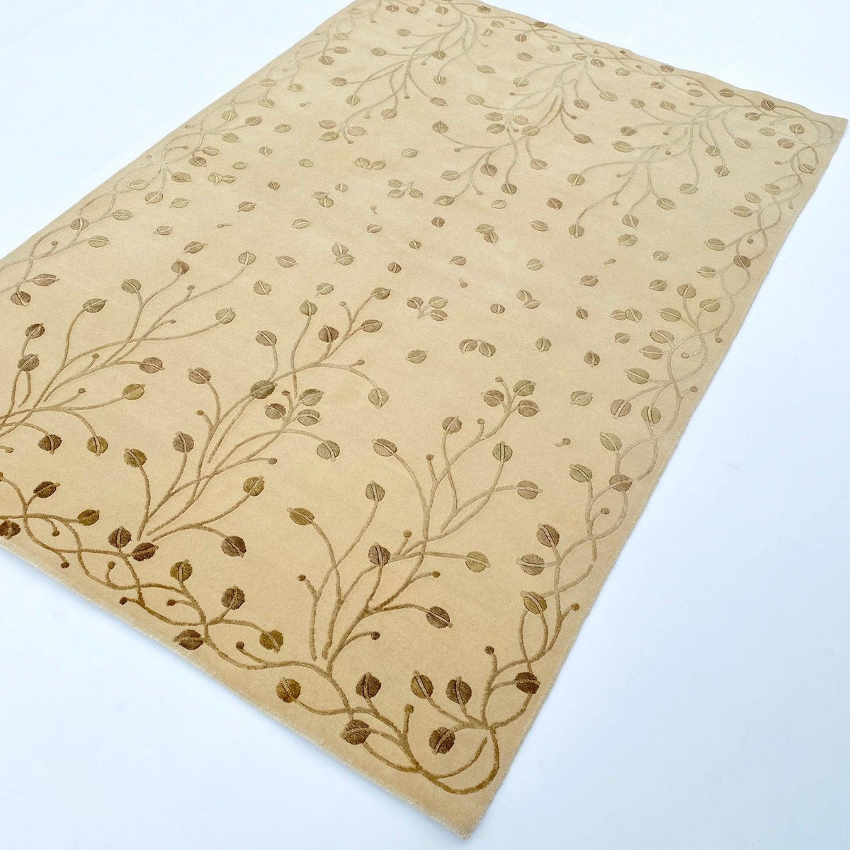 Hand Woven Carpet with Floral Pattern
