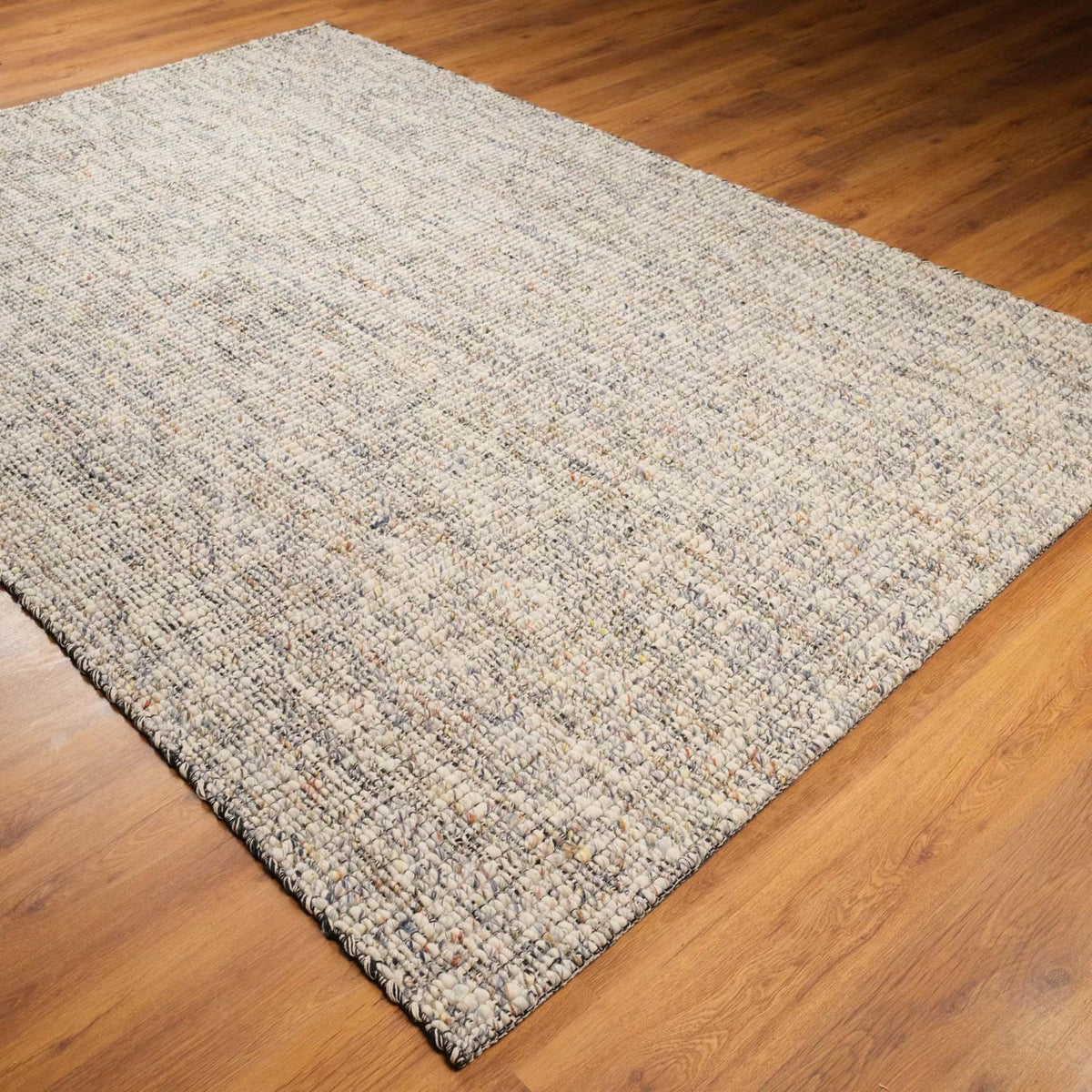 Eco Carpet Agra Simple Patterned Hand Woven Carpet