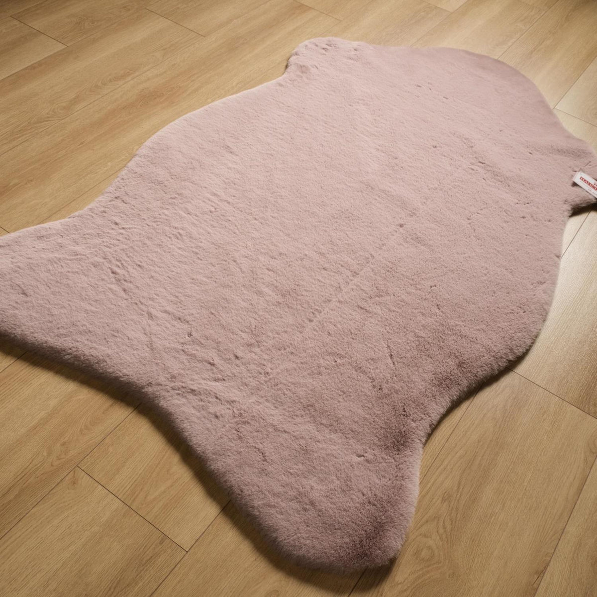 Mollis Cowhide Plain Design Machine Woven Carpet