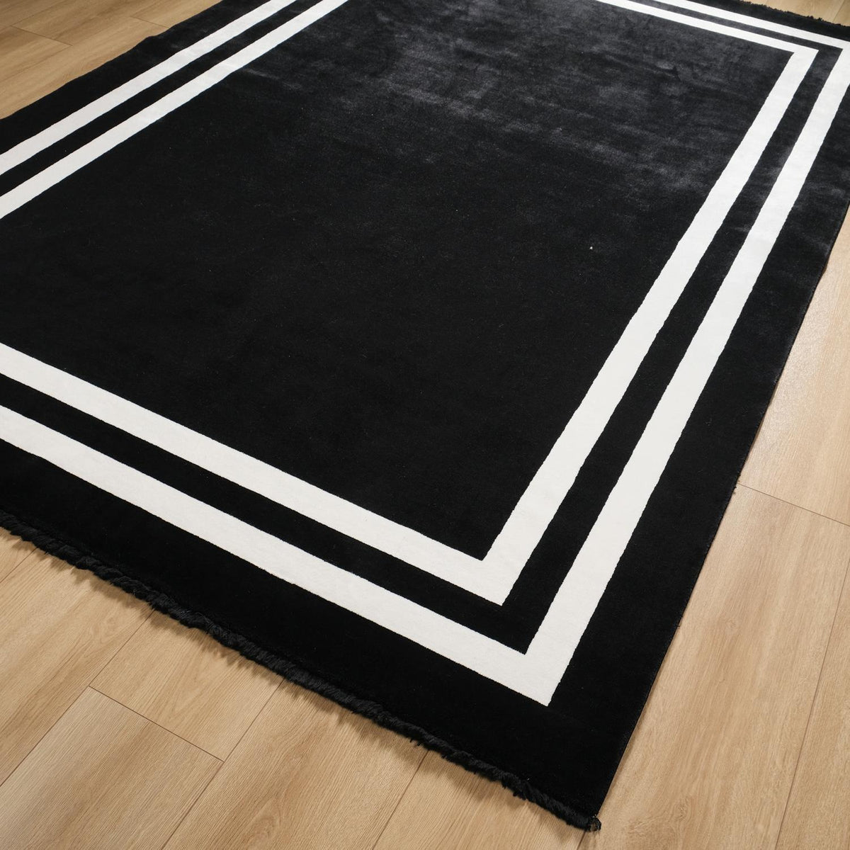 Vogue Serisi Çerçeve Desenli Makine Dokuma Halı, siyah, 200x300 cm — Halıcızade